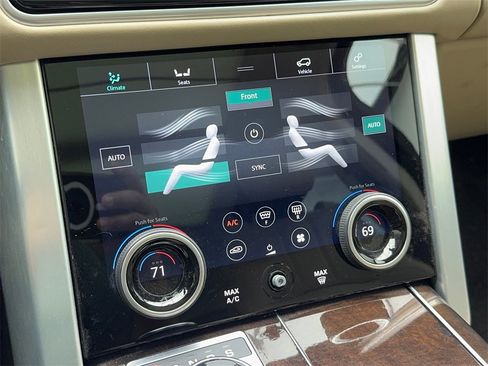 Used 2020 Land Rover Range Rover HSE image 34