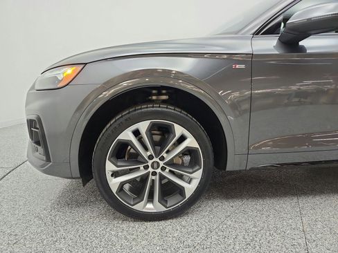 Used 2023 Audi Q5 2.0T Premium Plus w/ Premium Plus Package AWD/4WD image 22