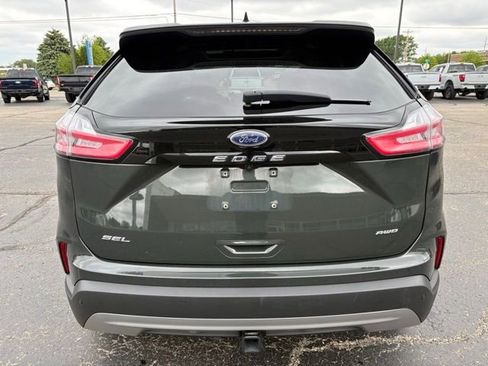 Used 2022 Ford Edge SEL w/ Convenience Package AWD/4WD image 4