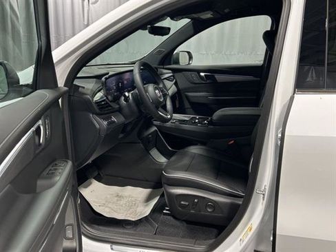 New 2026 Buick Enclave Preferred w/ Power Package image 21