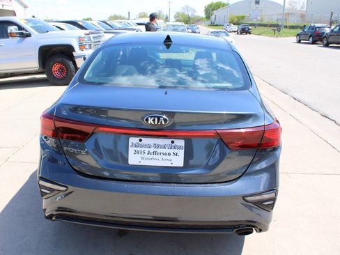 Used 2020 Kia Forte LXS FWD image 7