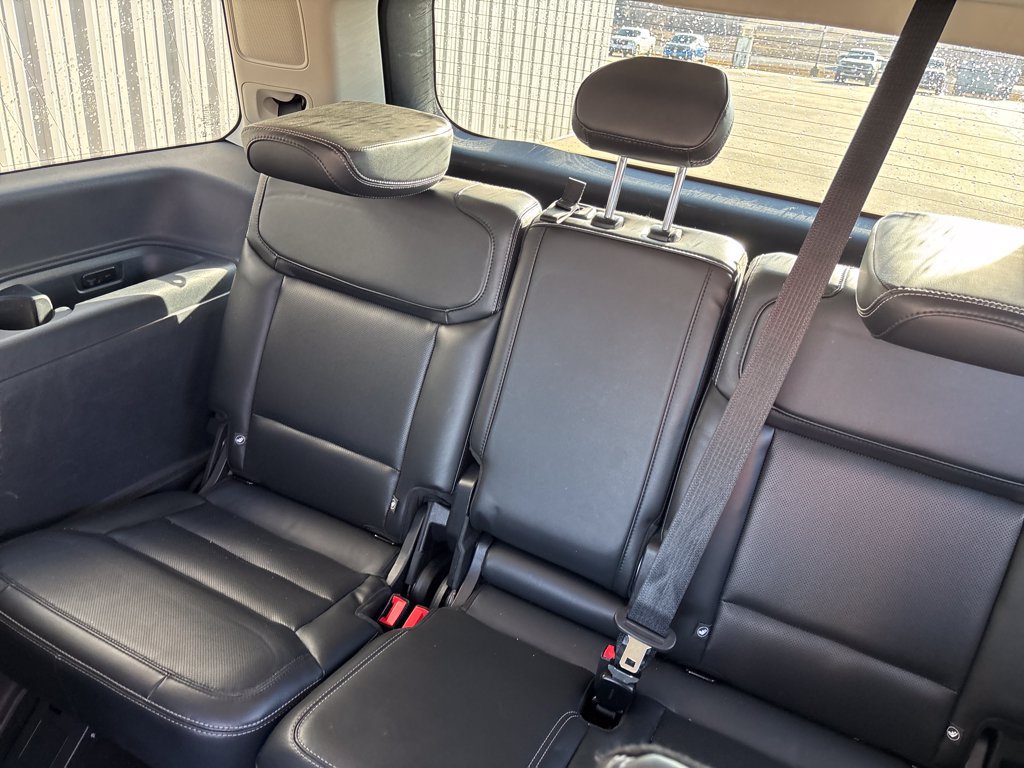 Certified 2025 Ford Expedition Platinum AWD/4WD image 19