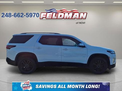 Used 2023 Chevrolet Traverse LT FWD image 8