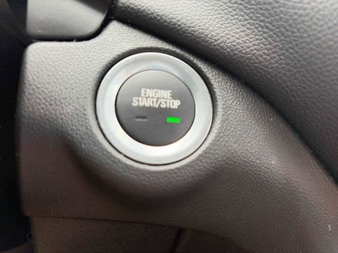 Used 2024 Chevrolet Equinox LT AWD/4WD image 26