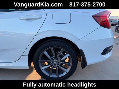 Used 2021 Honda Civic EX image 9