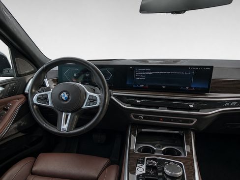 Used 2023 BMW X7 M60i w/ Executive Package AWD/4WD image 33