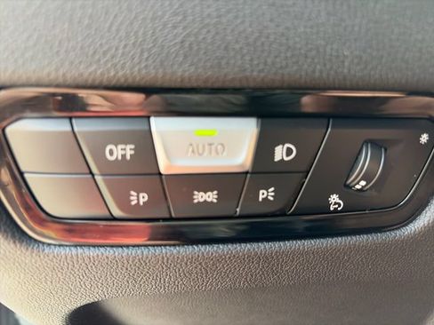 Used 2026 BMW 330i xDrive Sedan AWD/4WD image 22