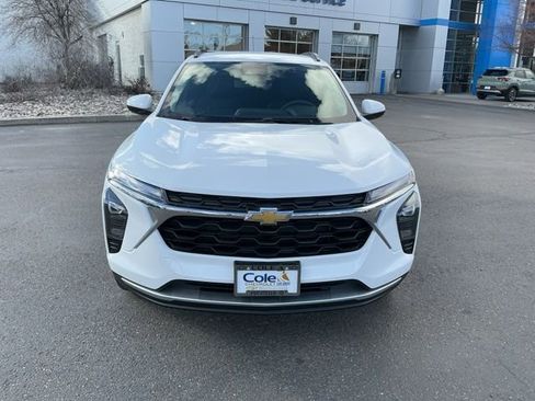 New 2026 Chevrolet Trax LT image 4