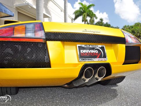 Used 2005 Lamborghini Murcielago Roadster image 30