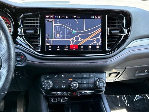 Used 2025 Dodge Durango R/T AWD/4WD image 10