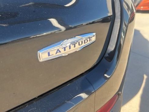 Used 2018 Jeep Compass Latitude w/ Popular Equipment Group image 23