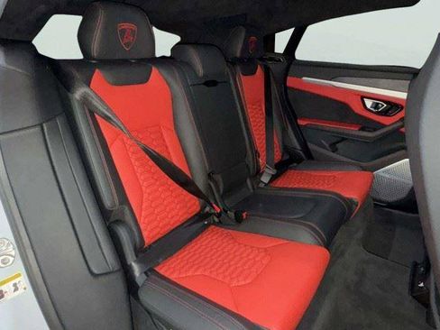 Used 2019 Lamborghini Urus AWD/4WD image 65