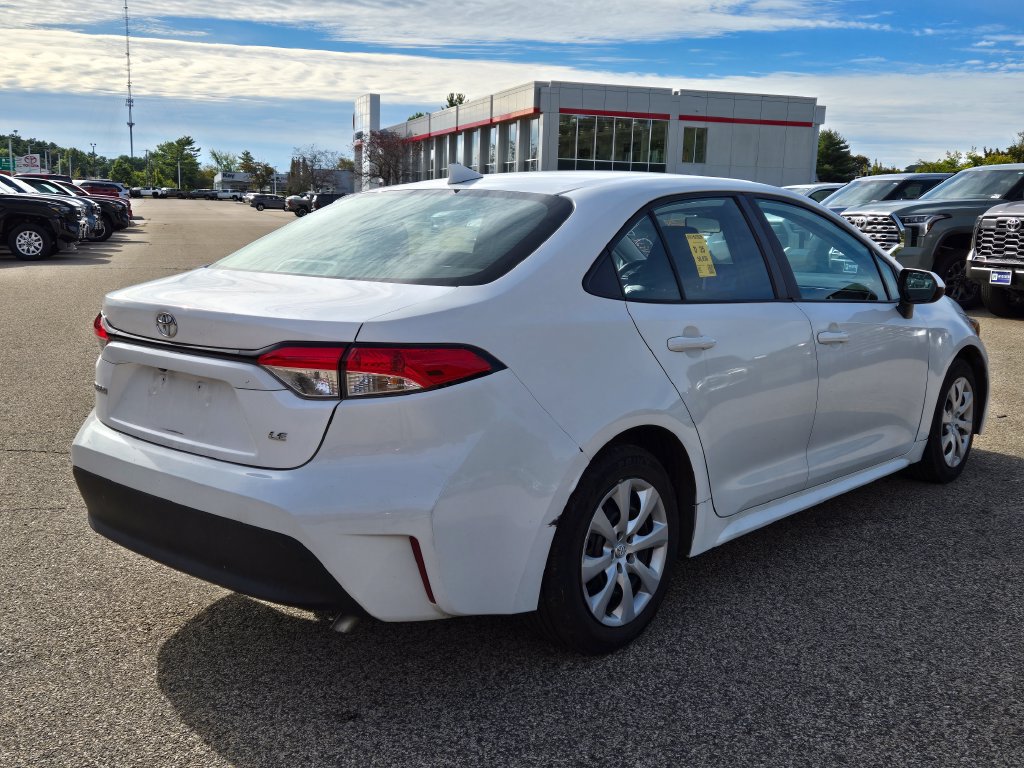 Used 2023 Toyota Corolla LE FWD image 6