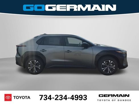 Used 2024 Toyota bZ4X AWD w/ Weather Package image 6