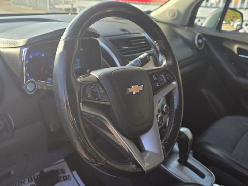 Used 2016 Chevrolet Trax LT w/ LT Convenience Package image 15