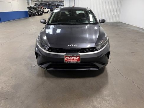 Used 2023 Kia Forte LXS image 8