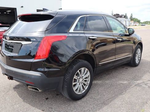 Used 2018 Cadillac XT5 Luxury w/ Driver Awareness Package AWD/4WD image 3