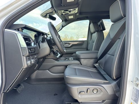 New 2026 GMC Yukon XL Elevation w/ Elevation Premium Package AWD/4WD image 16