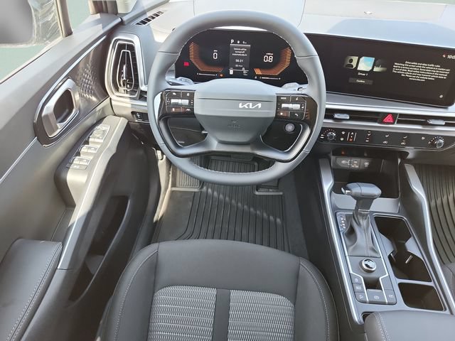 New 2026 Kia Sorento LX FWD image 15