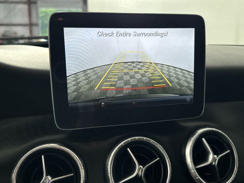 Used 2018 Mercedes-Benz CLA 250 image 17