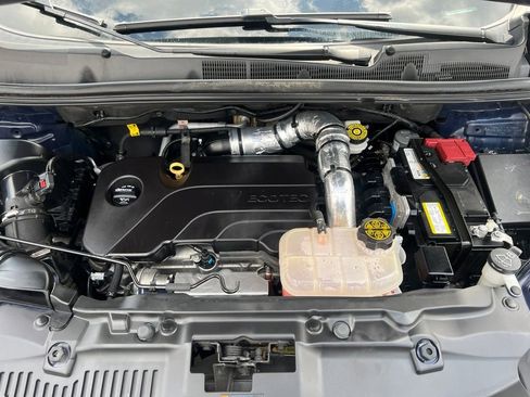Used 2019 Buick Encore Essence FWD image 26