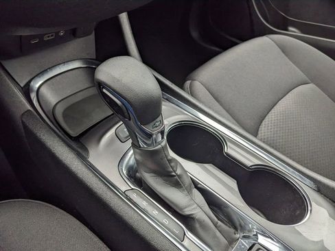 Used 2024 Chevrolet Malibu LT image 33