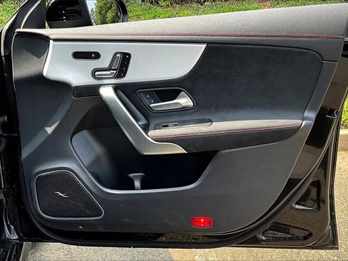 Certified 2024 Mercedes-Benz CLA 250 4MATIC image 19