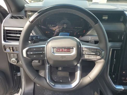 New 2026 GMC Yukon Elevation image 21