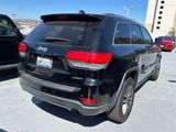 Used 2019 Jeep Grand Cherokee Laredo w/ 18" Wheel & 8.4" Radio Group image 6