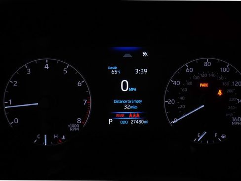 Used 2023 Toyota Corolla LE w/ Carpet Mat Package (TMS) FWD image 22