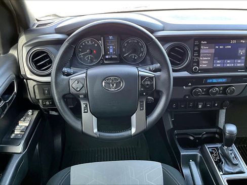 Used 2023 Toyota Tacoma TRD Sport w/ Technology Package image 6