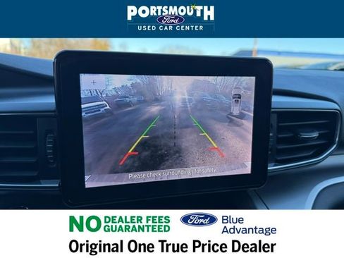 Certified 2022 Ford Explorer XLT w/ Equipment Group 202A image 10