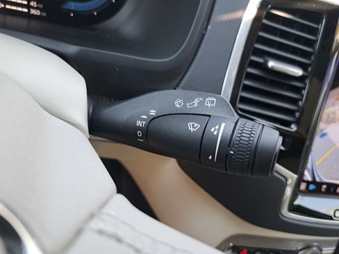 Used 2023 Volvo XC90 T8 Ultimate w/ Protection Package Premier image 19