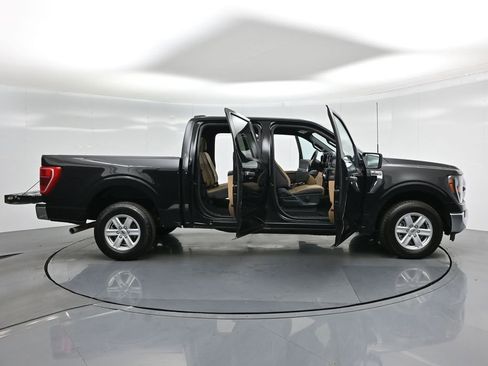 Used 2023 Ford F150 XLT image 5