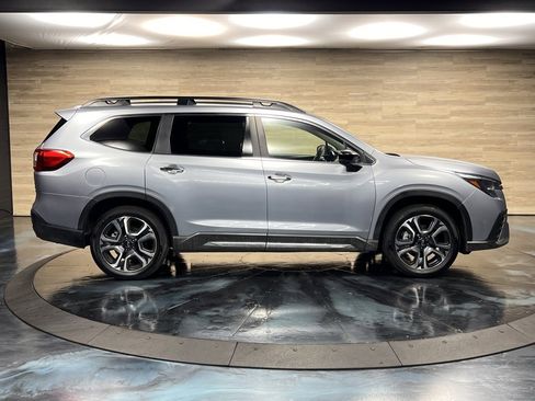 Used 2024 Subaru Ascent Touring image 18