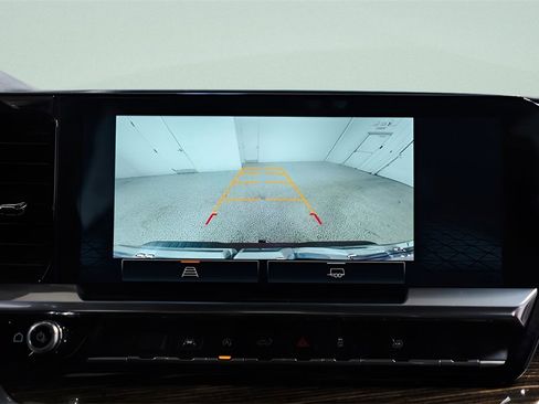 Used 2022 GMC Sierra 1500 Elevation w/ Max Trailering Package image 16