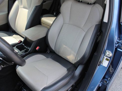 Used 2021 Subaru Forester Limited AWD/4WD image 3