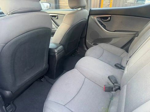 Used 2011 Hyundai Elantra GLS w/ Preferred Equipment Pkg 3 FWD image 6