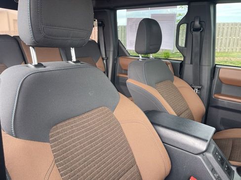 Used 2022 Ford Bronco Outer Banks AWD/4WD image 39