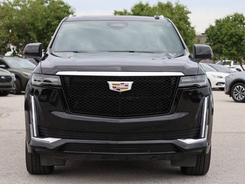 Used 2023 Cadillac Escalade ESV Premium Luxury AWD/4WD image 5
