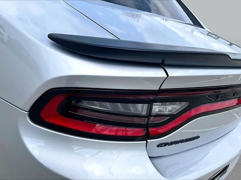 Used 2022 Dodge Charger SXT w/ Blacktop Package RWD image 28