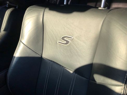 Used 2020 Chrysler 300 S image 17