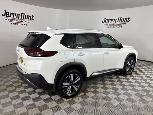 Used 2023 Nissan Rogue SL w/ SL Premium Package AWD/4WD image 6
