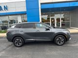Used 2024 Kia Sportage LX image 3