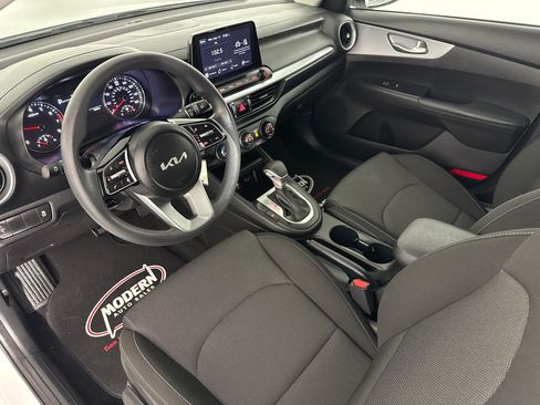 Used 2023 Kia Forte LXS FWD image 19