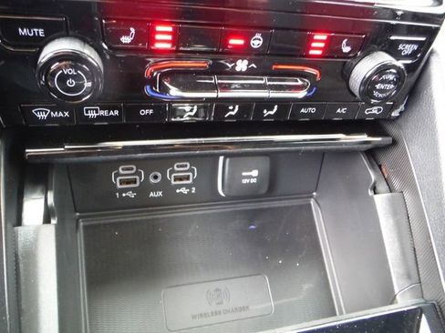 New 2025 Jeep Grand Cherokee L Altitude AWD/4WD image 19