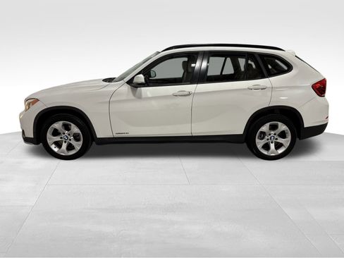 Used 2015 BMW X1 sDrive28i image 5