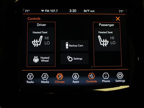 Used 2019 Jeep Cherokee Limited w/ Technology Group AWD/4WD image 27