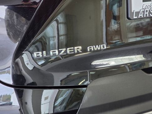 Used 2025 Chevrolet Blazer LT image 14