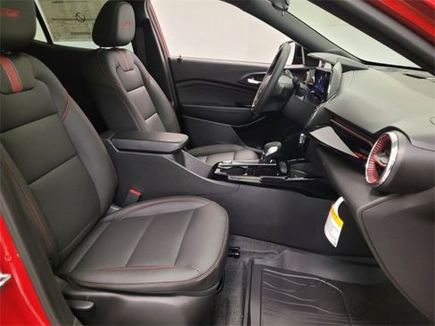 New 2026 Chevrolet Trax RS w/ Sunroof Package image 15